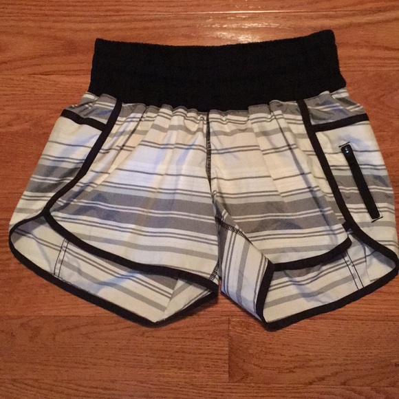 lululemon athletica Pants - Lululemon Tracker Shorts